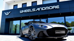 Ngắm nghía bản độ Aston Martin DBS Superleggera 818 mã lực với giá 7,3 tỷ VNĐ