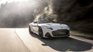 Siêu xe mui trần Aston Martin DBS Superleggera Volante 2019 ra mắt với 715 mã lực