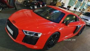 Sài Gòn: Audi R8 đỏ 