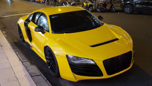 Bắt gặp Audi R8 độ body-kit Prior Design độc nhất tại Việt Nam dạo phố đêm Sài Gòn
