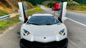 Lamborghini Aventador độ bodykit 