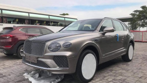Lại thêm siêu phẩm Bentley Bentayga First Edition 2021 về Việt Nam: Màu sơn là chi tiết đáng chú ý