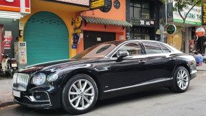 Sài Gòn: Cận cảnh Bentley Flying Spur V8 hàng hiếm tại Việt Nam, giá không dưới 17 tỷ đồng