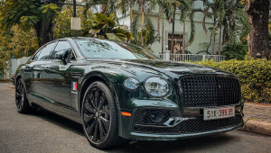 “Tóm gọn” Bentley Flying Spur hơn 20 tỷ đồng của đại gia Minh “Nhựa”