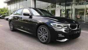 Cận cảnh BMW 330i M-Sport chính hãng tại Việt Nam, giá cao hơn cả E-Class của Mercedes-Benz