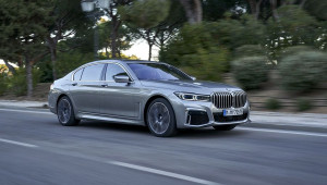 BMW M750Le có lẽ sẽ là mẫu M Performance Hybrid đầu tiên của BMW