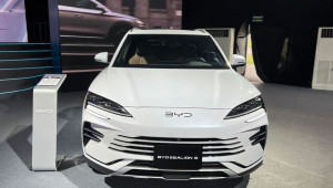 BYD Tây Hồ ra mắt BYD Sealion 6 - Khách hàng trải nghiệm xe, trúng quà lớn