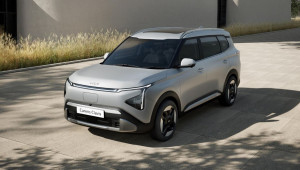 Kia Carens Clavis EV trình làng: MPV điện, sạc nhanh, nhiều công nghệ