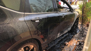 Nam Định: Honda CR-V bất ngờ bốc cháy dữ dội dưới trời nắng nóng - Đâu là nguyên nhân?