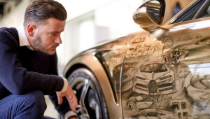 Chân dung nhà thiết kế đã tạo ra chiếc Bugatti Chiron Super Sport “Kỷ nguyên vàng” độc nhất vô nhị