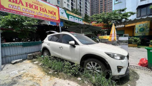 Chủ nhân chiếc Mazda CX-5 bị bỏ quên ở quán bia bất giờ xuất hiện, giải thích lí do “quên xe”