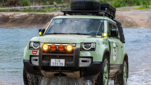 Land Rover Defender 75th Limited Edition hoàn thiện nâng cấp, sẵn sàng cho chuyến phượt vòng quanh thế giới