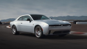 Dodge Charger Daytona thuần điện có giá từ 1,5 tỷ VNĐ