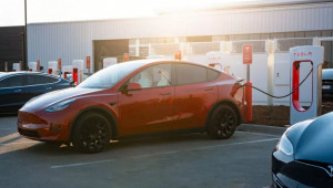 Xe Tesla bán chạy thứ 3 thế giới, “ngôi vị của Toyota đang bị “đe doạ”