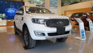 Cạnh tranh khốc liệt, Ford Everest giảm giá hàng chục triệu đồng tại đại lý