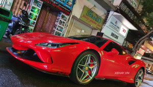 Cận cảnh Ferrari F8 Tributo duy nhất tại Việt Nam trên phố Sài Thành