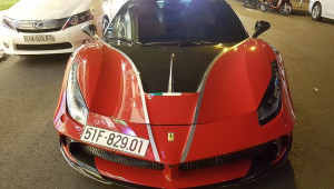 Gặp Ferrari 488 GTB độ Mansory hầm hố nhất Việt Nam