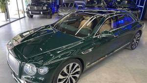 Thêm một chiếc Bentley Flying Spur First Edition 2021 hơn 30 tỷ đồng 