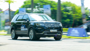 Ford Explorer bất ngờ giảm giá tới 269 triệu đồng tại Việt Nam