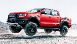 Ra mắt phiên bản đặc biệt Ford Ranger Raptor X với ngoại thất đỏ tươi độc quyền, giá 1,2 tỷ VNĐ