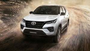 Toyota Fortuner 2023 có thêm phiên bản diesel hybrid tiết kiệm nhiên liệu