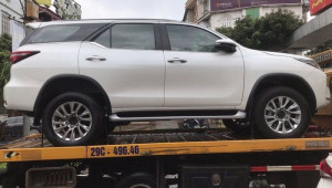 Bất ngờ xuất hiện trên phố, Toyota Fortuner 2020 chuẩn bị trình làng tại Việt Nam?