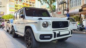 Bắt gặp hàng khủng Mercedes-AMG G63 khoe sắc trên phố Sài thành