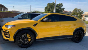 Đầu Xuân Canh Tý 2020, Mercedes-AMG G63 và Lamborghini Urus “đua nhau” về nước với kiểu cá nhân hóa cực độc