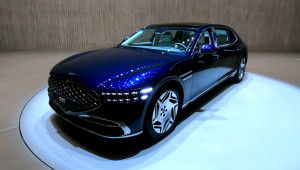 [VIDEO] Genesis G90 bản trục cơ sở dài đầy sang trọng và đẳng cấp lộ diện