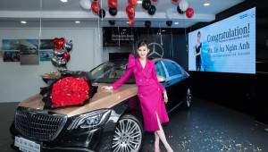 Hoa hậu Đại Dương 2017 tậu Mercedes-Maybach S450 giá 8 tỷ đồng và trở thành Giám đốc ở tuổi 26