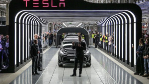 CEO Elon Musk: Tesla sẽ tiếp tục giảm giá bán xe trong thời kì khó khăn