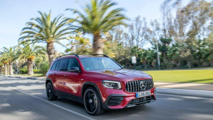 Mercedes-Benz GLB có thêm bản hiệu suất cao tại Việt Nam: SUV thể thao không sử dụng dẫn động cầu trước