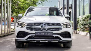 Mercedes-Benz GLC bản cũ nhận ưu đãi lên tới 400 triệu đồng tại đại lý