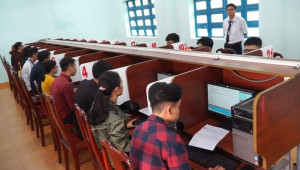 TP.HCM: Mang điện thoại vào phòng thi lái xe, 14 thí sinh bị cấm thi 5 năm