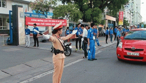 Đảm bảo giao thông, không để thí sinh muộn thi THPT quốc gia do ùn tắc