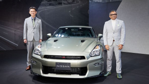 Nissan GT-R nâng cấp lần thứ 9 sau 16 năm: Cải thiện ngoại hình và tính khí động học