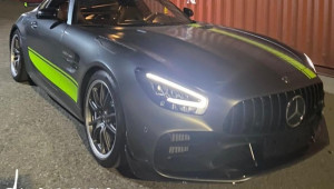 Siêu phẩm Mercedes-AMG GT R Pro đầu tiên đã về Việt Nam