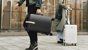 Tranh cãi về hành lý quá cân, khách lao vào cắn nhân viên hàng không