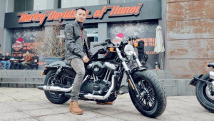 [VIDEO] Đập hộp Harley Forty Eight 2019 giá 470 triệu đầu tiên tại Việt Nam