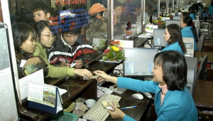 Hỗ trợ 270 tỷ đồng mua quà và vé tàu, xe Tết cho công nhân