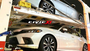 Honda Civic 2022 tiếp tục lộ diện khi đang được vận chuyển trên đường phố