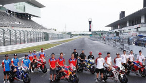 Kĩ thuật viên Honda Racing Vietnam tiếp tục tham gia vào đội hình Honda Asia-Dream Racing with SHOWA