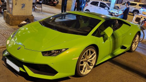 Sài Gòn: Ngắm siêu phẩm Lamborghini Huracan LP610-4 còn 