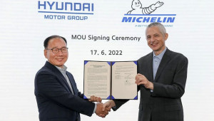 Hyundai hợp tác với Michelin để phát triển lốp riêng cho xe điện