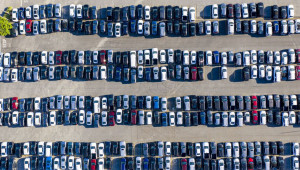 Chính phủ Hàn Quốc ra lệnh cho Hyundai và Kia hoãn kinh doanh xe cũ lại một năm