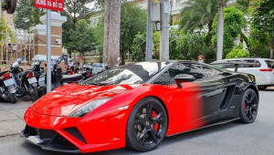 Sài Gòn: Lamborghini Gallardo độ bodykit Squadra Corse khoác 