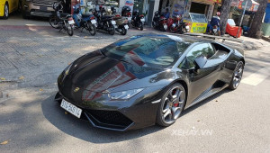 Sài Gòn: Lamborghini Huracan màu đen đầu tiên của Việt Nam dạo phố ngày cuối tuần