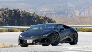 Mới ra mắt 2 năm, Lamborghini Huracan Performante đã chuẩn bị có bản nâng cấp?