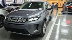 Land Rover Discovery 2020 đầu tiên cập bến Việt Nam, giá từ 2,8 tỷ đồng