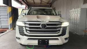 Toyota Land Cruiser 2022 nhập Trung Đông đầu tiên về Việt Nam: Ngập tràn trang bị